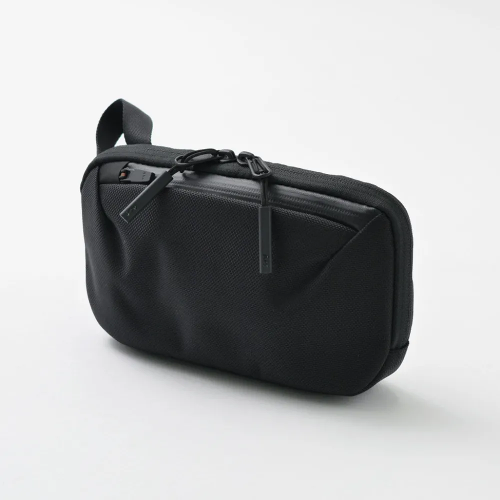 AER Other Bags^/ Slim pouch