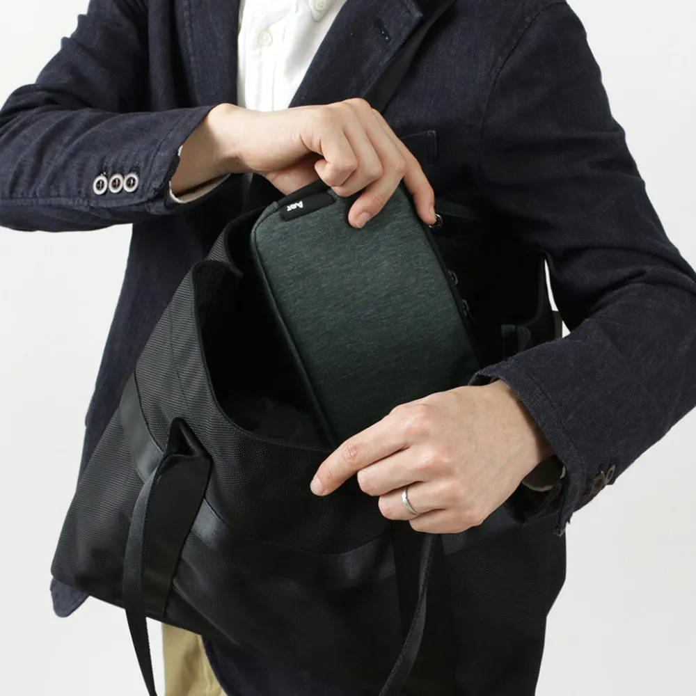 AER Other Bags^/ Slim pouch