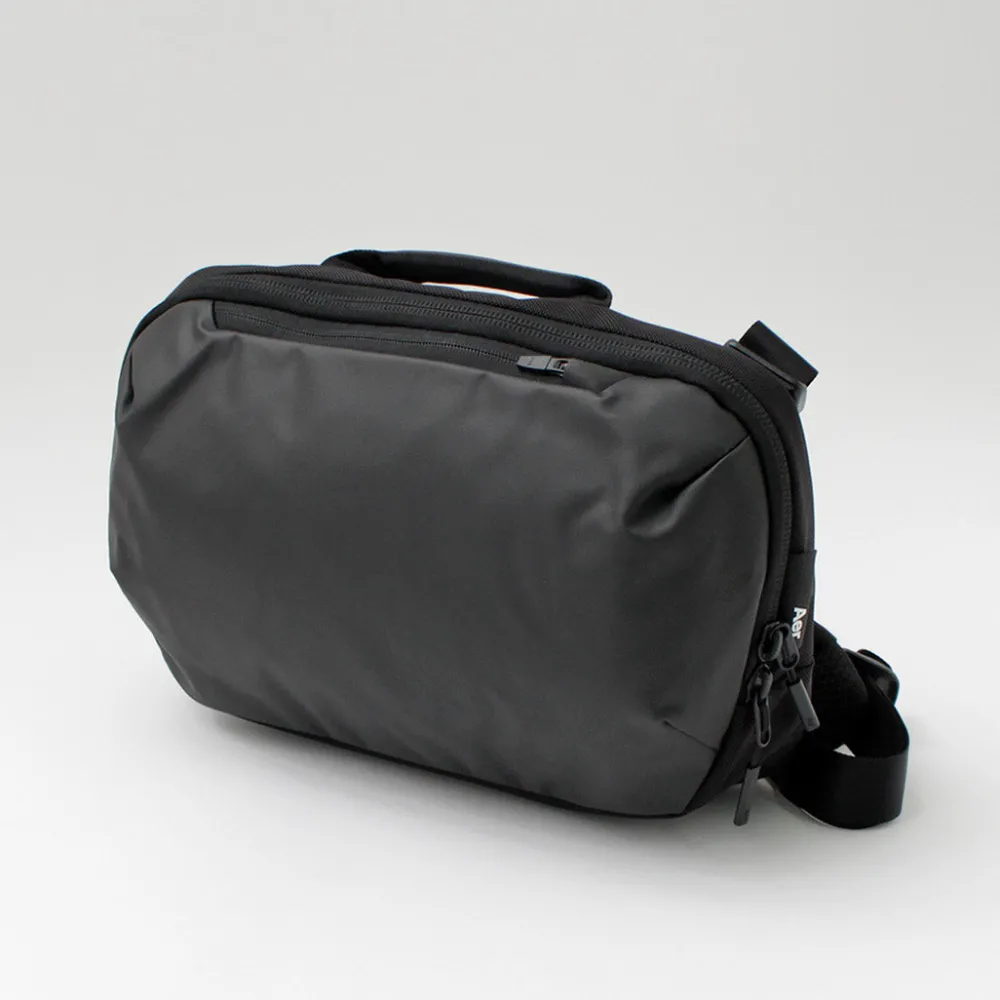 AER Briefcases|Shoulder Bags^/ Tech Sling 3 black