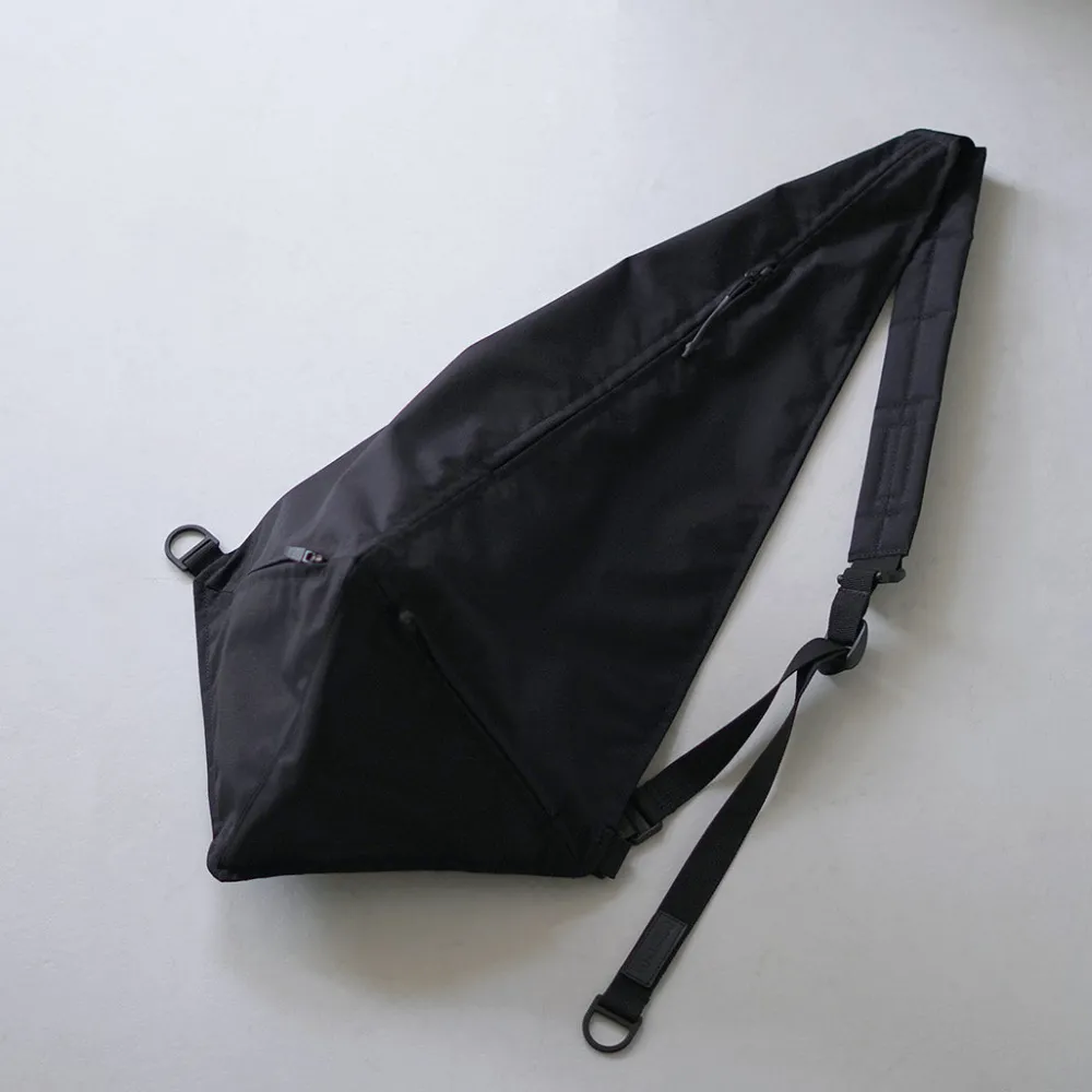 BAICYCLON BY BAGJACK Shoulder Bags^/ BCL-73 Triangle One Strap Bag black