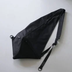 BAICYCLON BY BAGJACK Shoulder Bags^/ BCL-73 Triangle One Strap Bag black