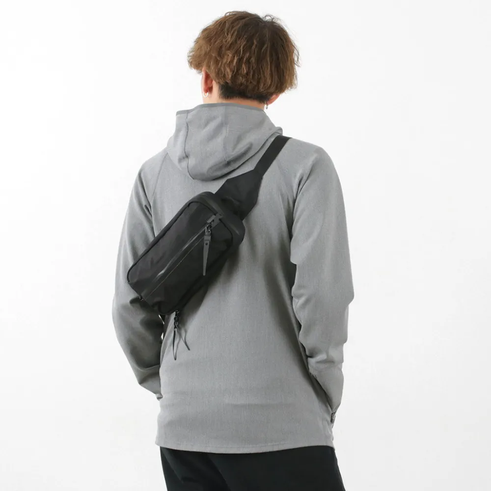 BLACK EMBER Shoulder Bags^/ TECH KIT SLING black