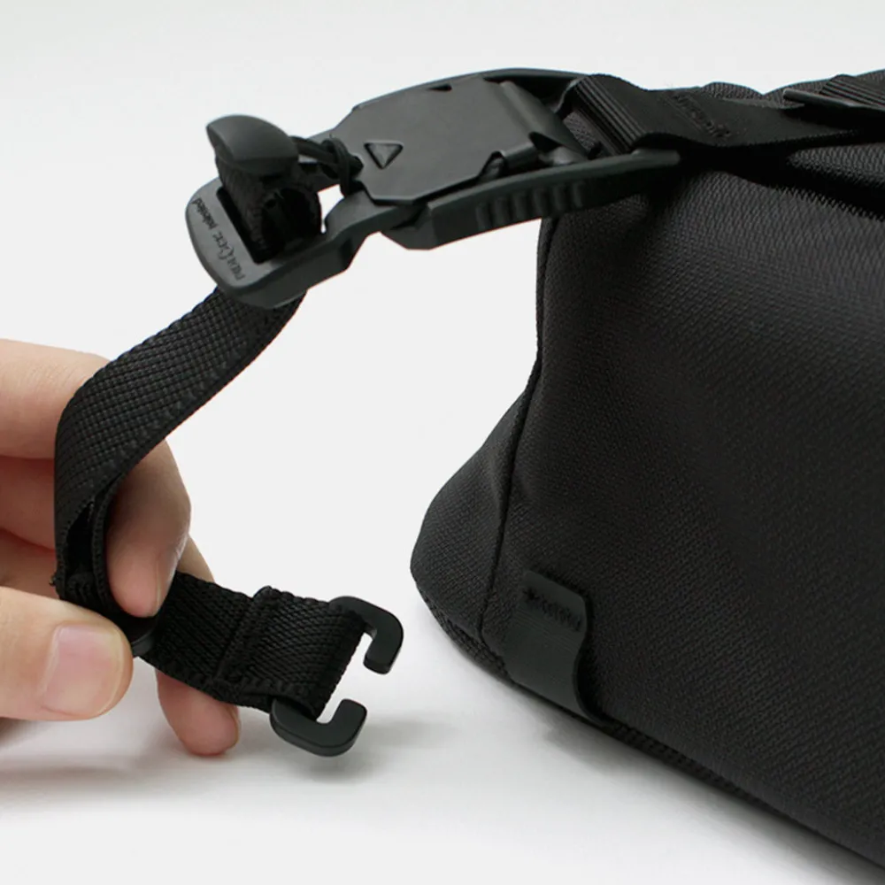 BLACK EMBER Other Goods^/ V-Buckle Compression Strap