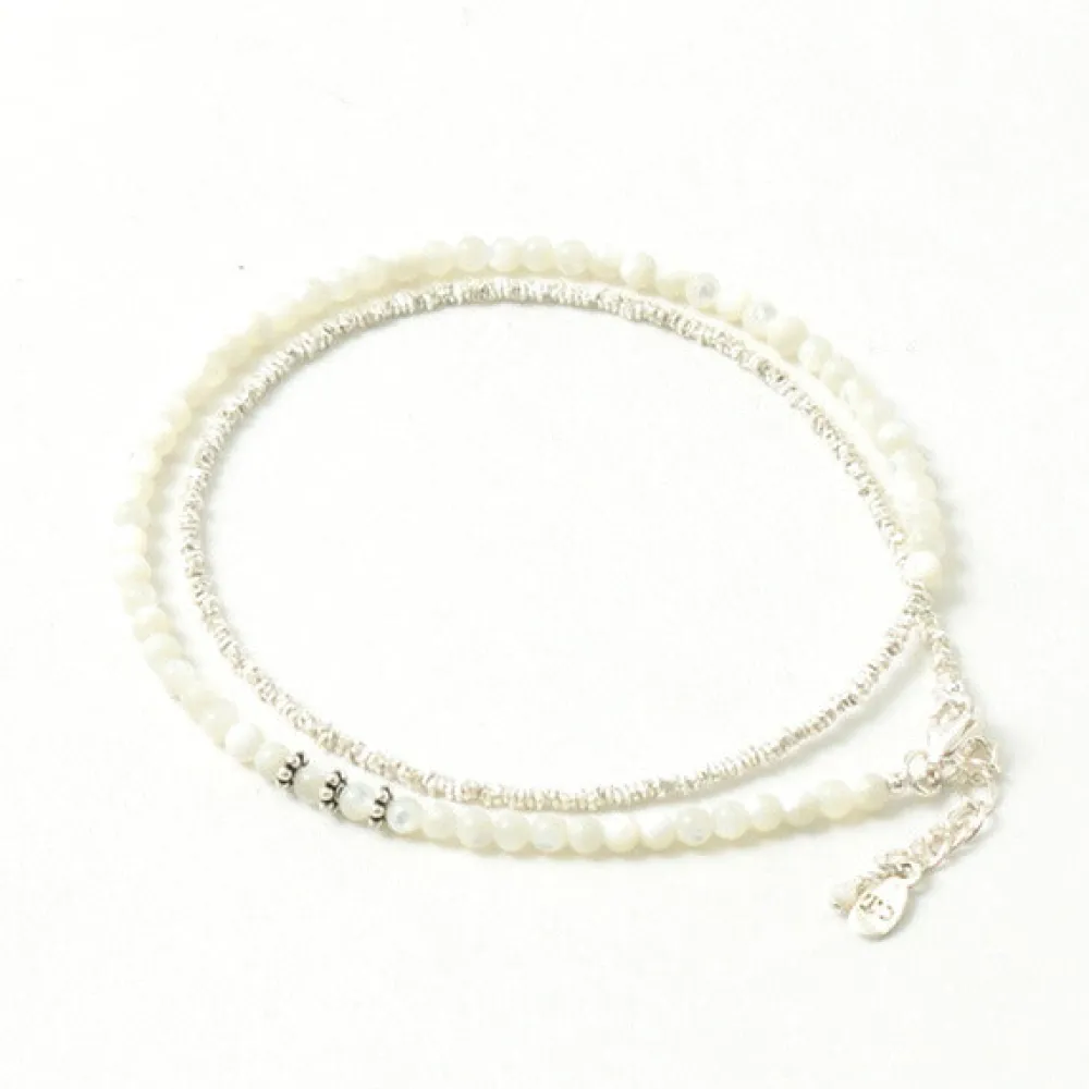 CHALISA T.. Anklets^/ Round Shell Wrap Anklet/Karen Silver Flat Beads white