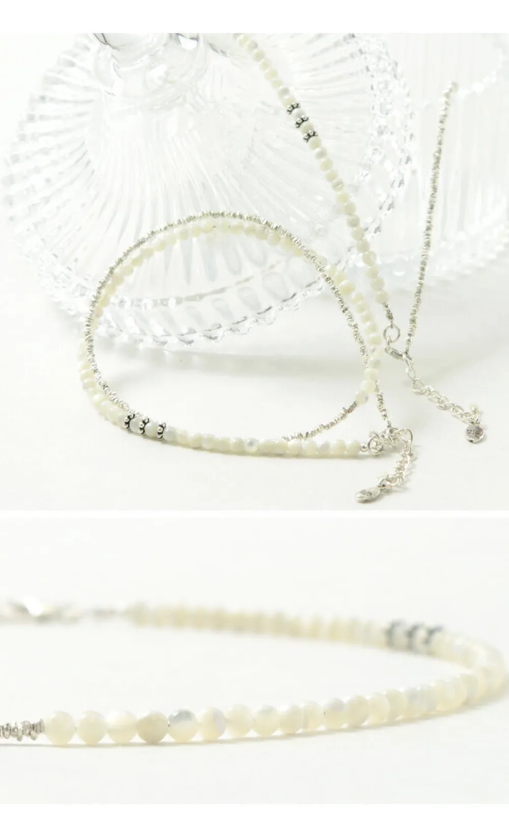 CHALISA T.. Anklets^/ Round Shell Wrap Anklet/Karen Silver Flat Beads white