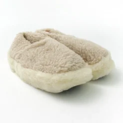 COLDBREAKER Other Goods^/ Siberian Slippers