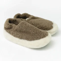 COLDBREAKER Other Goods^/ Siberian Slippers