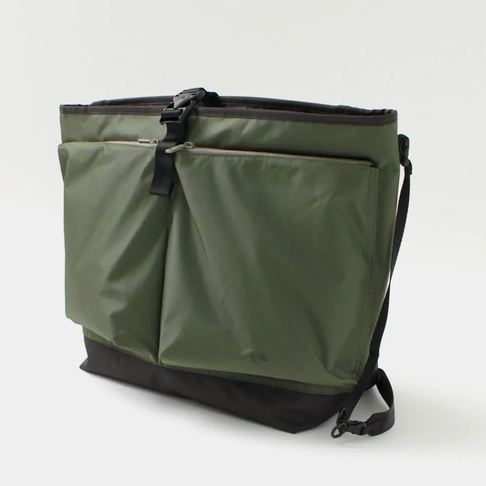 F/CE. Shoulder Bags^F/CE. / Lightweight courier shoulder bag