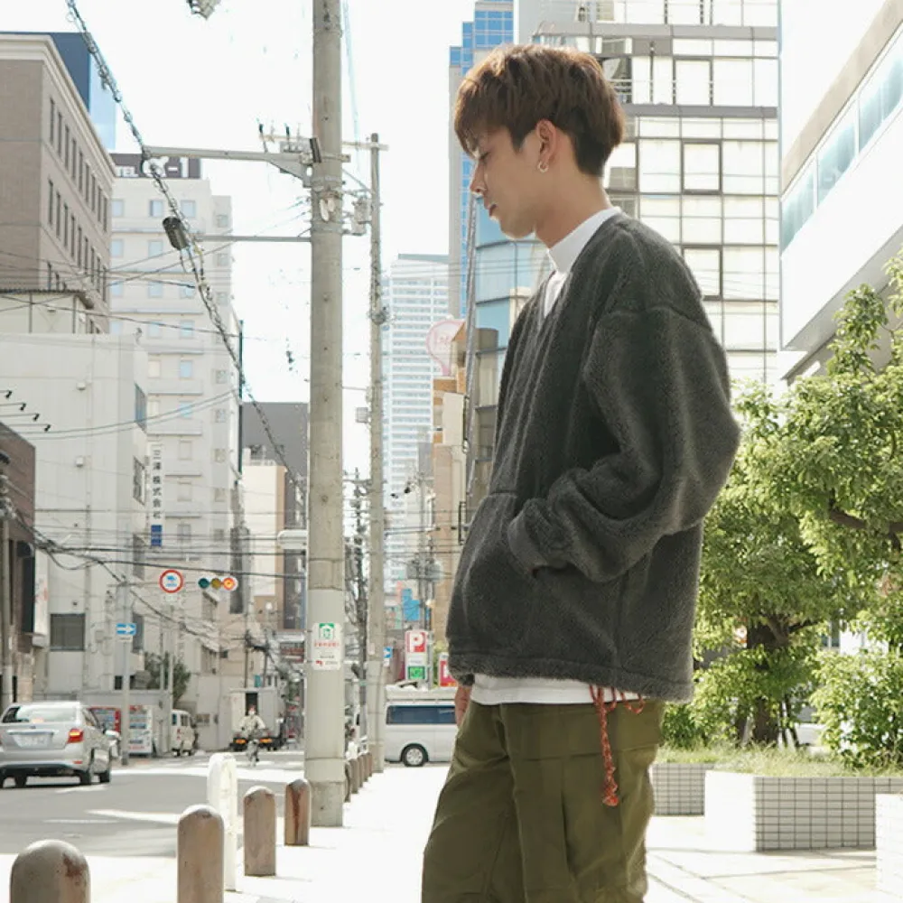 FNOR Sweatshirts^/ V-Neck Boa Pullover