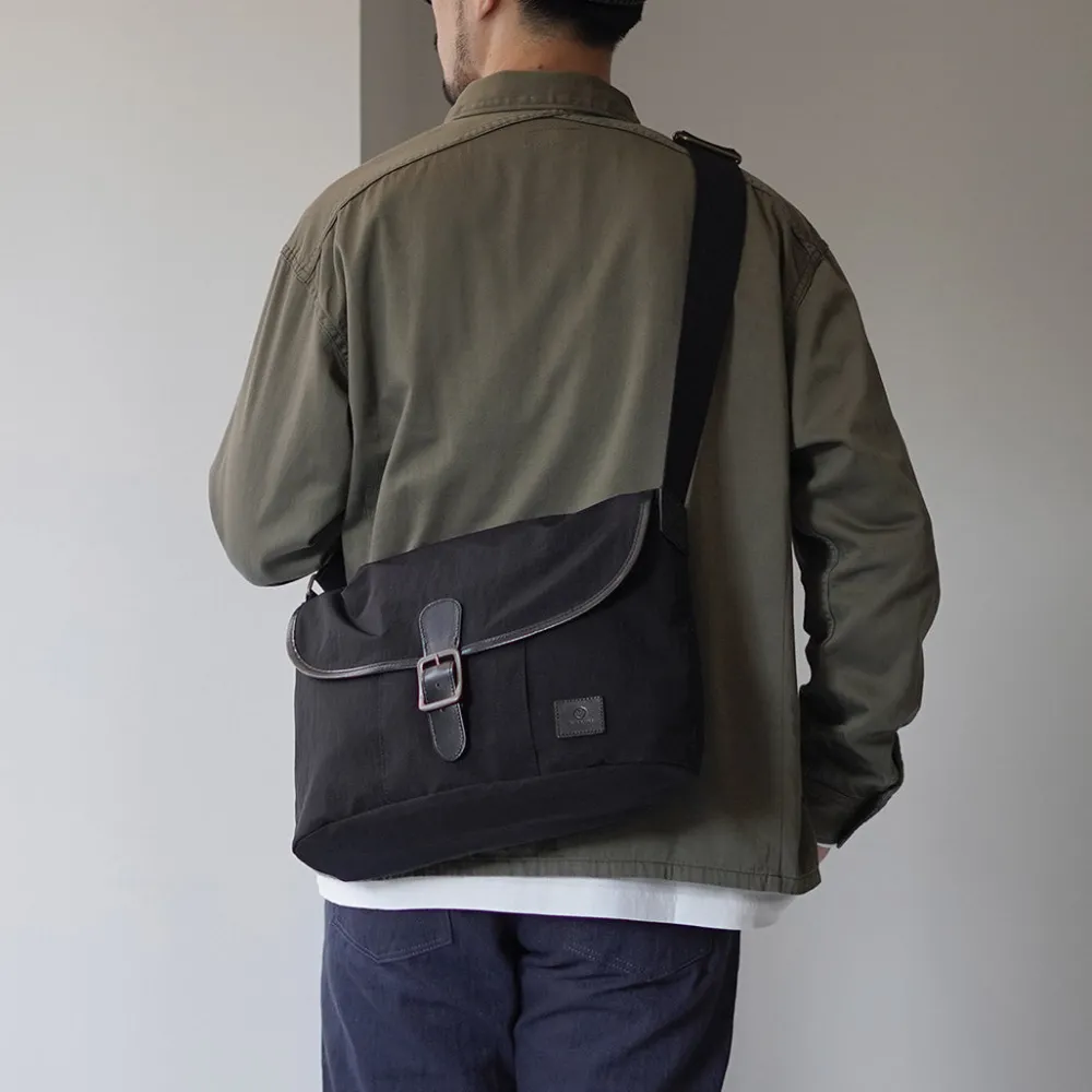 GLENROYAL Shoulder Bags^/ Flap Shoulder Bag Nylon Tussah black