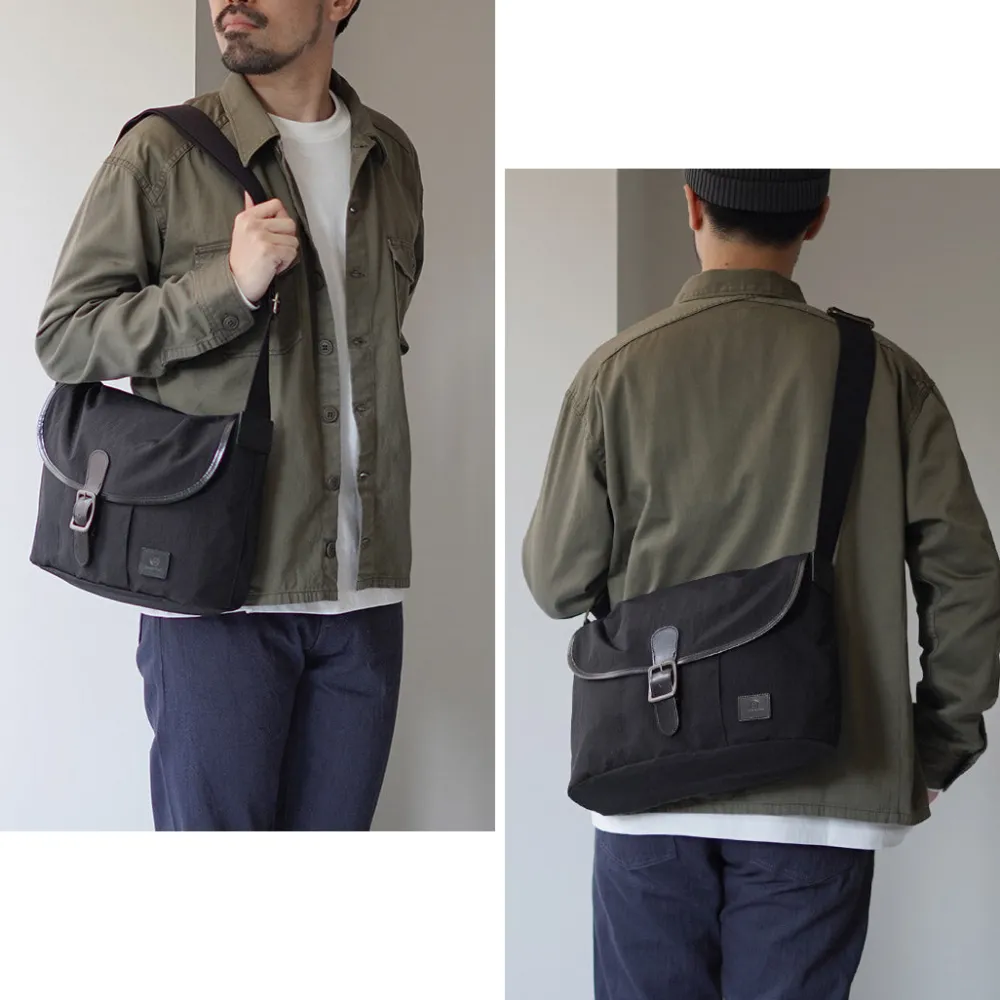 GLENROYAL Shoulder Bags^/ Flap Shoulder Bag Nylon Tussah black