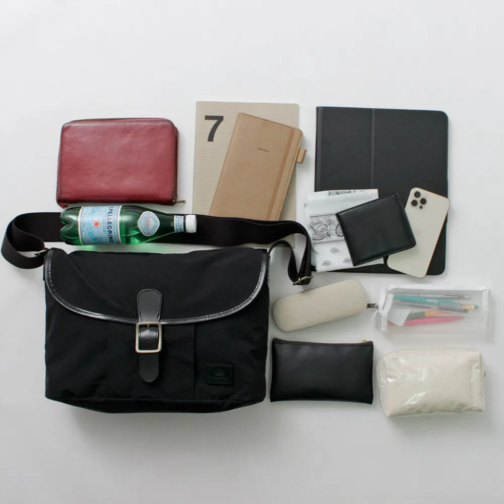 GLENROYAL Shoulder Bags^/ Flap Shoulder Bag Nylon Tussah black