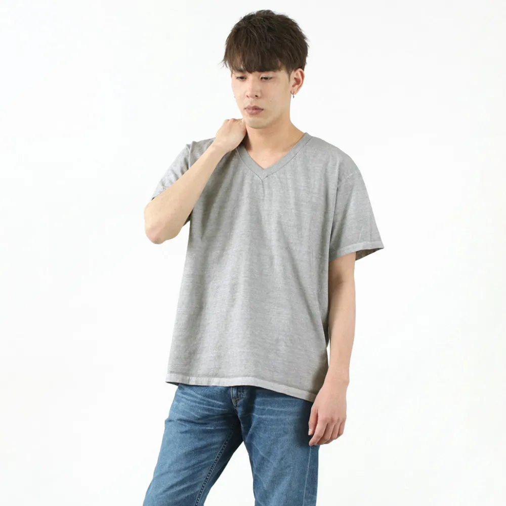 GOOD ON T-Shirts^/ Short sleeve V-neck T-shirt