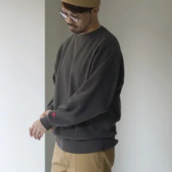 HEALTHKNIT Sweatshirts^/ Room Setup Sweatshirt