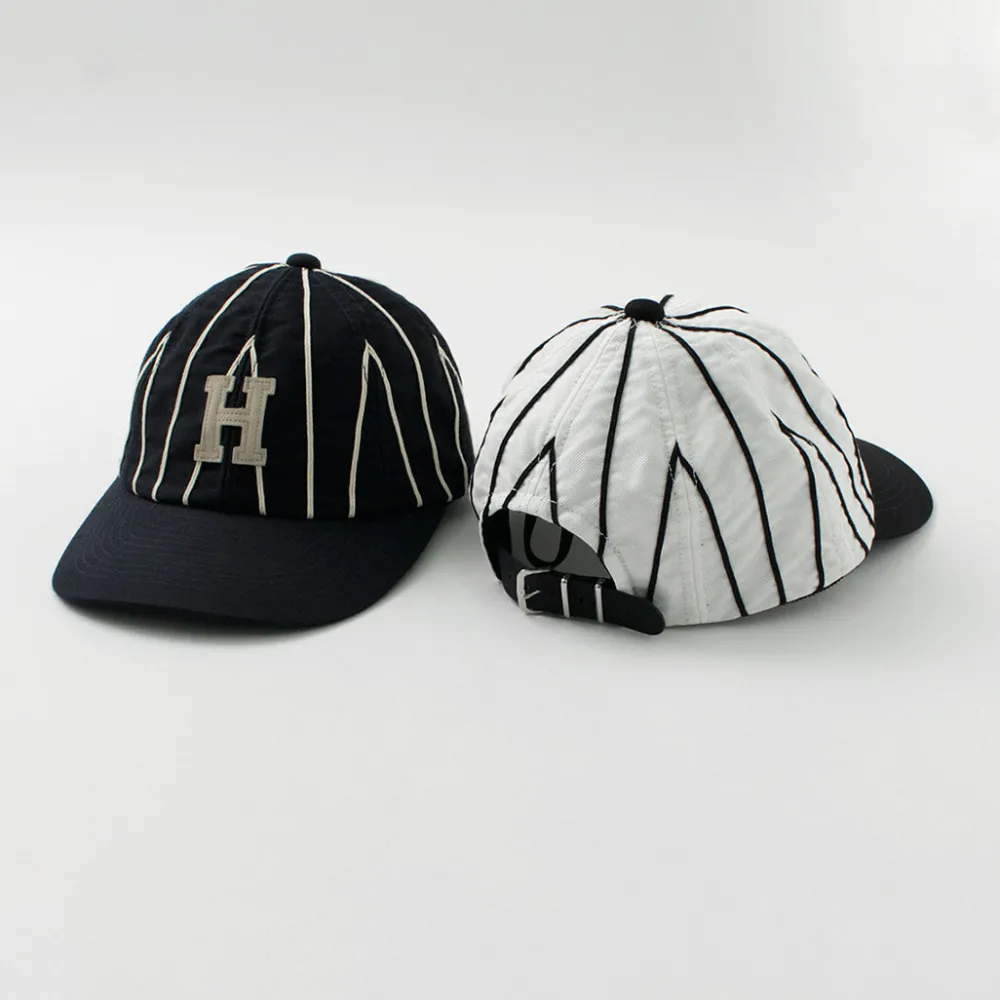 HICOSAKA Hats^/ Striped 8 Panel Logo Cap
