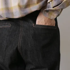 ILL ONE EIGHTY Jeans^/ Denim 2-tuck pants black
