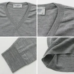 JOHN SMEDLEY Knits^/ Merino Wool 30 Gauge 30 Gauge V-Neck Knit MODERN FIT