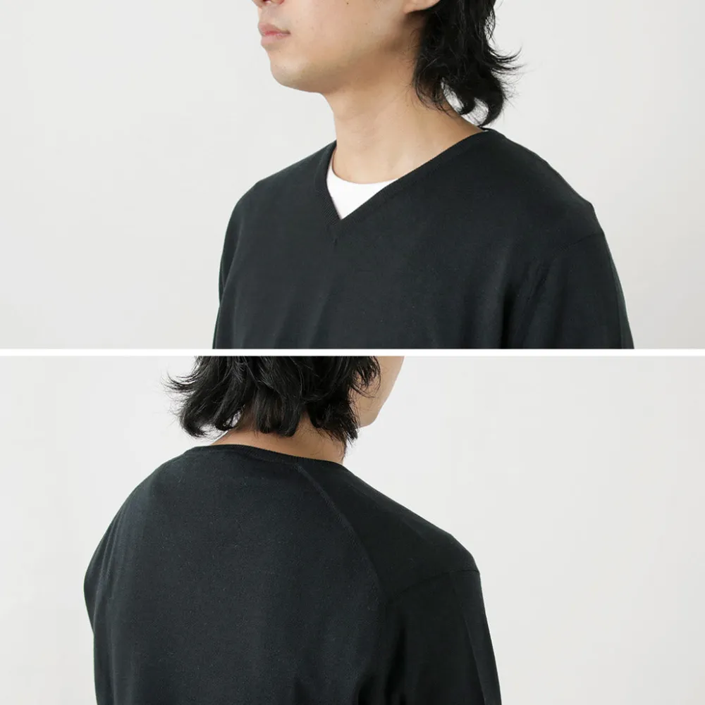 JOHN SMEDLEY Knits^/ Merino Wool 30 Gauge 30 Gauge V-Neck Knit MODERN FIT