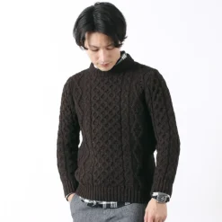 KERRY WOOLLEN MILLS Knits^/ 5 gauge 3-ply aran cable crew neck heavy knit