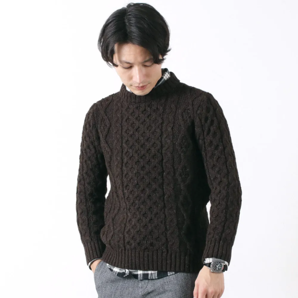 KERRY WOOLLEN MILLS Knits^/ 5 gauge 3-ply aran cable crew neck heavy knit