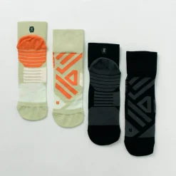 ON Socks^/ Performance Mid Socks