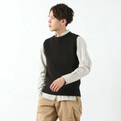 SOGLIA Knits^/ LANDNOAH British Wool Crew Neck Knitted Vest