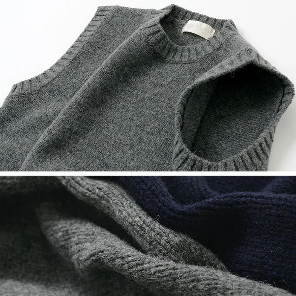 SOGLIA Knits^/ LANDNOAH British Wool Crew Neck Knitted Vest