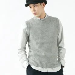 SOGLIA Knits^/ LANDNOAH British Wool Crew Neck Knitted Vest