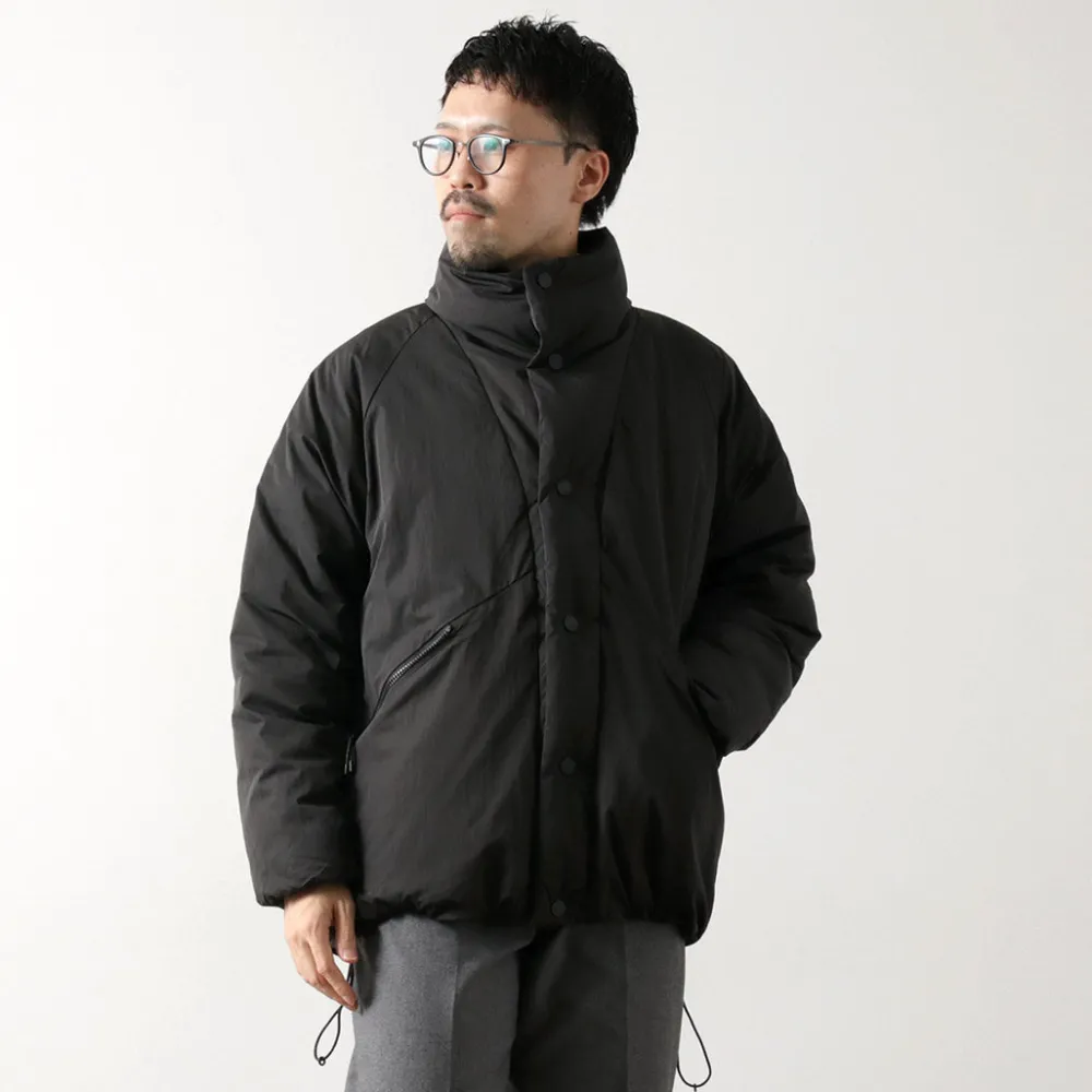 WHITE MOUNTAINEERING Down Wear^/ TAION Collaboration Down Jacket black